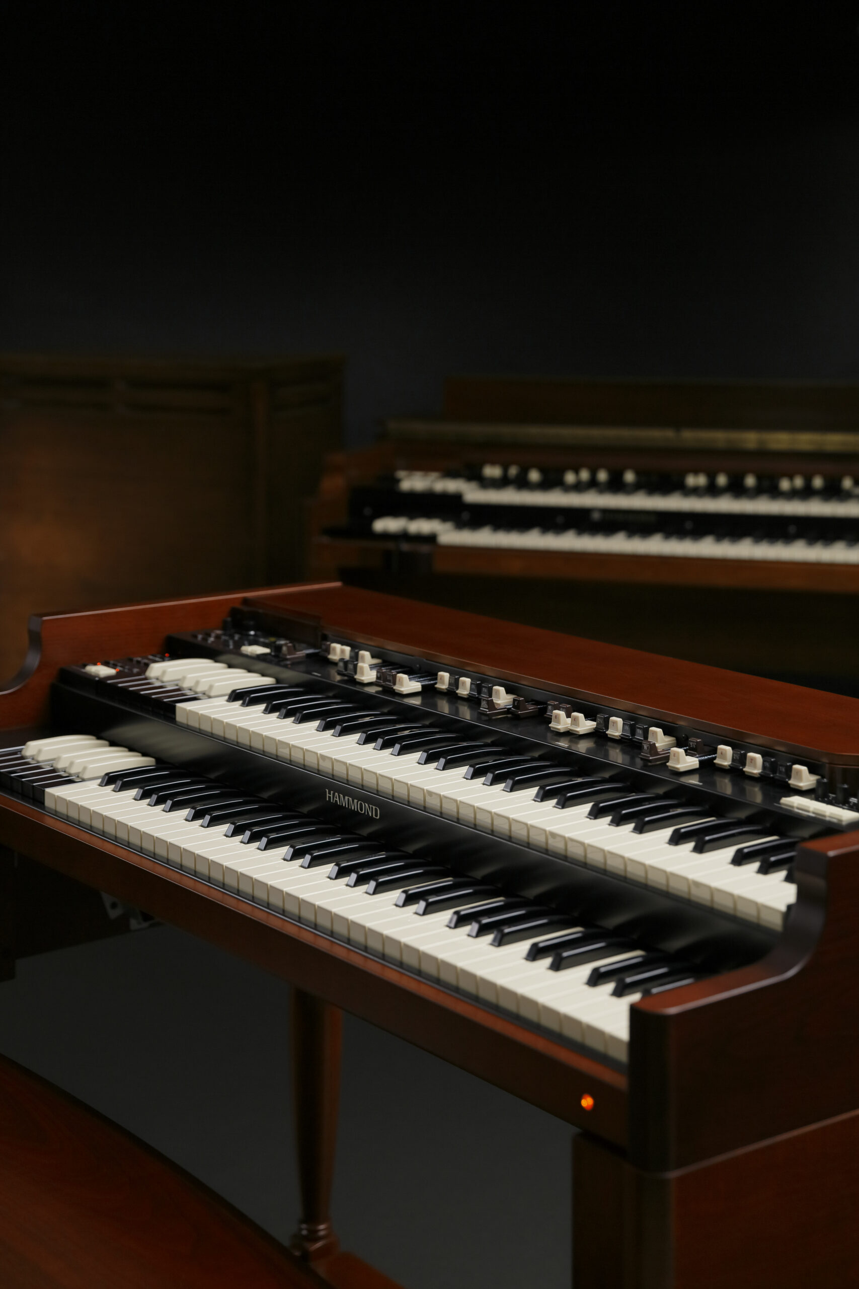 Hammond-XK-5-system-promo-02